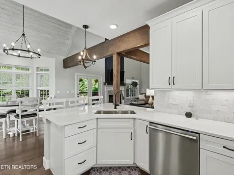 3806 Admirality Lane Knoxville TN 37920