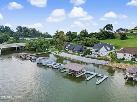 3806 Admirality Lane Knoxville TN 37920