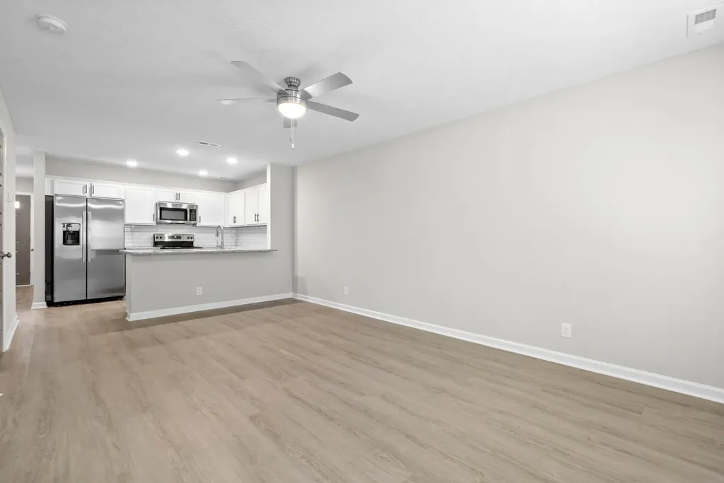 305 Longshadow Trail Clarksville TN 37043