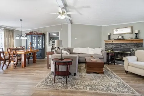 6755 Hickory Hollow Road Nunnelly TN 37137