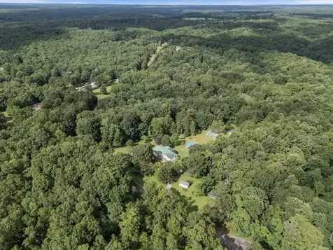6755 Hickory Hollow Road Nunnelly TN 37137