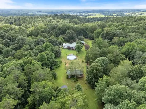 6755 Hickory Hollow Road Nunnelly TN 37137