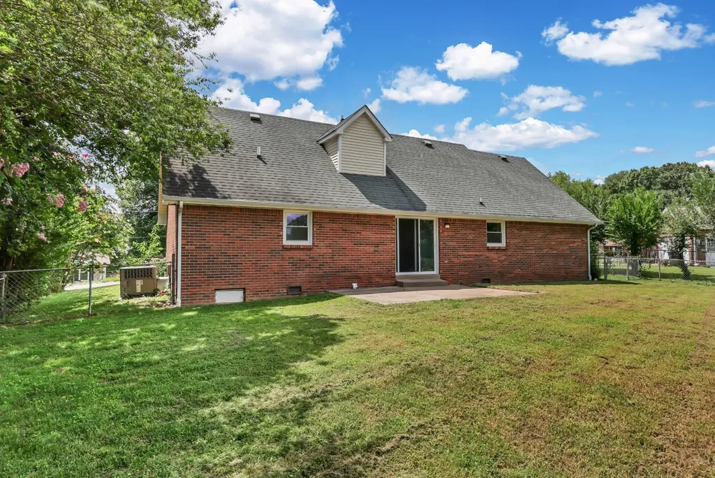 809 Margret Drive Clarksville TN 37042