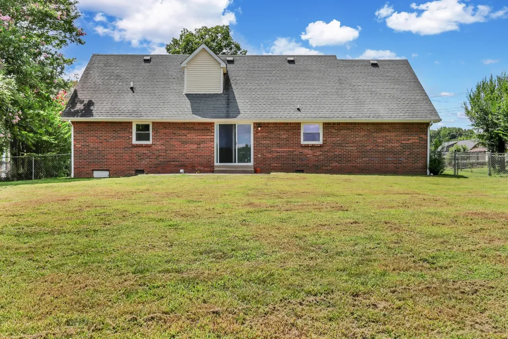 809 Margret Drive Clarksville TN 37042