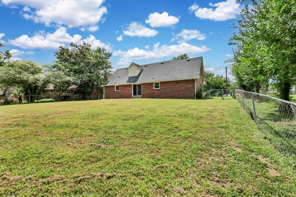 809 Margret Drive Clarksville TN 37042