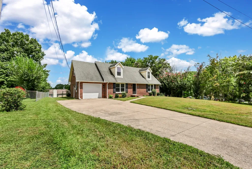 809 Margret Drive Clarksville TN 37042