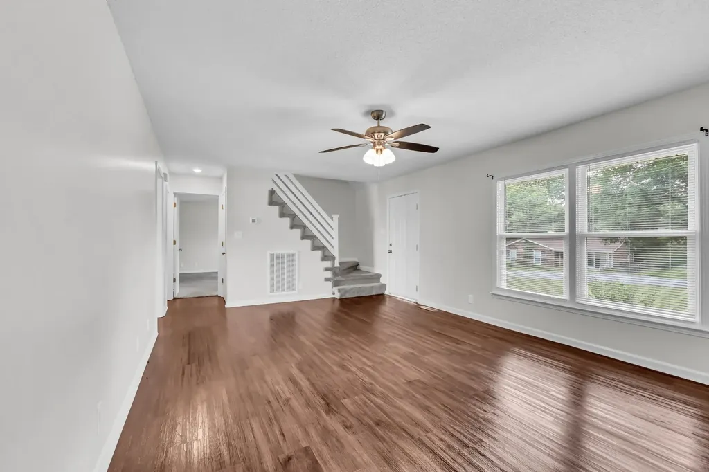 809 Margret Drive Clarksville TN 37042