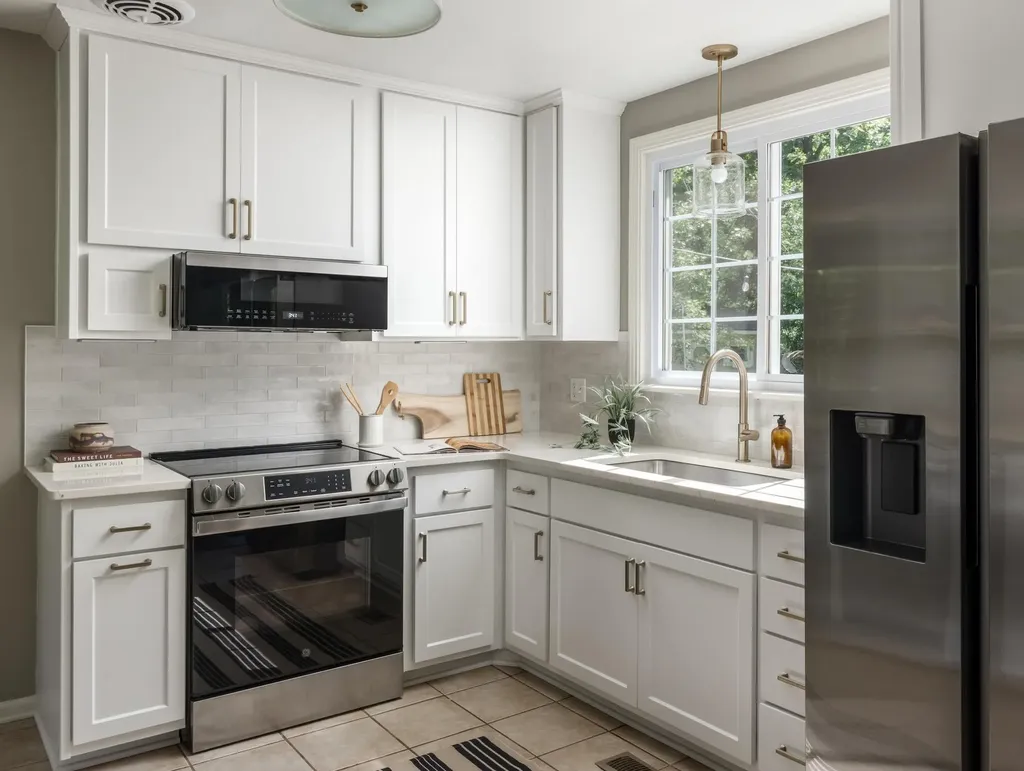 5021 Churchill Drive Nashville TN 37211