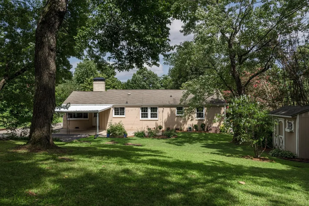 5021 Churchill Drive Nashville TN 37211