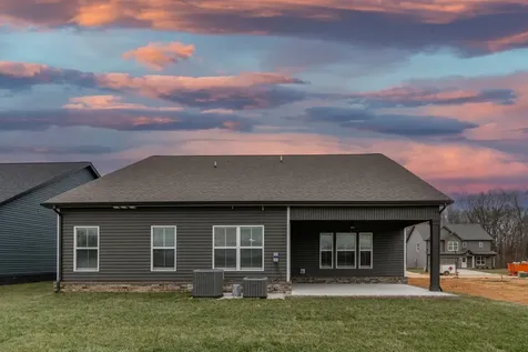1584 Hidden Creek Trail Clarksville TN 37043