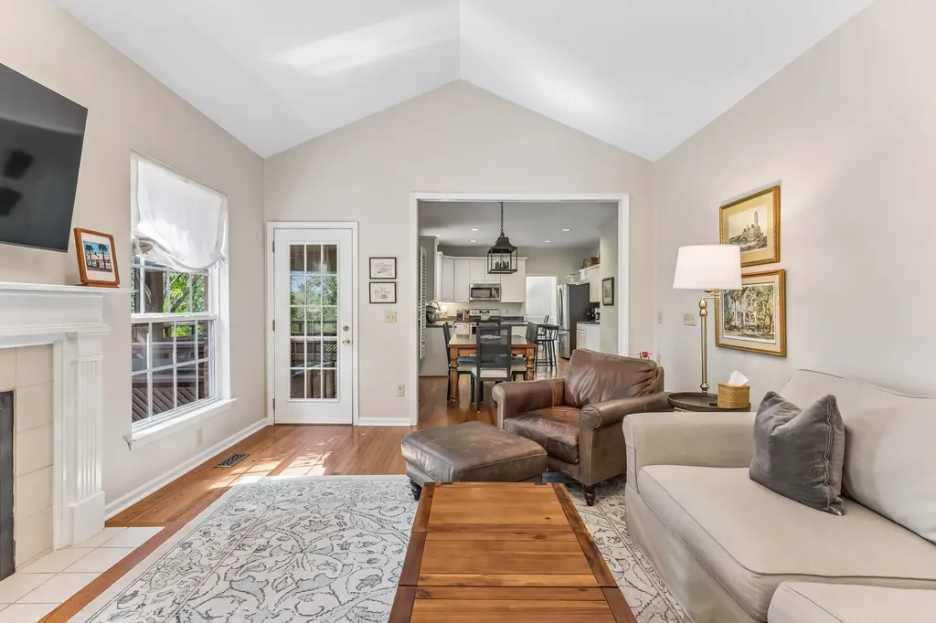 6932 Harpeth Glen Trace Nashville TN 37221