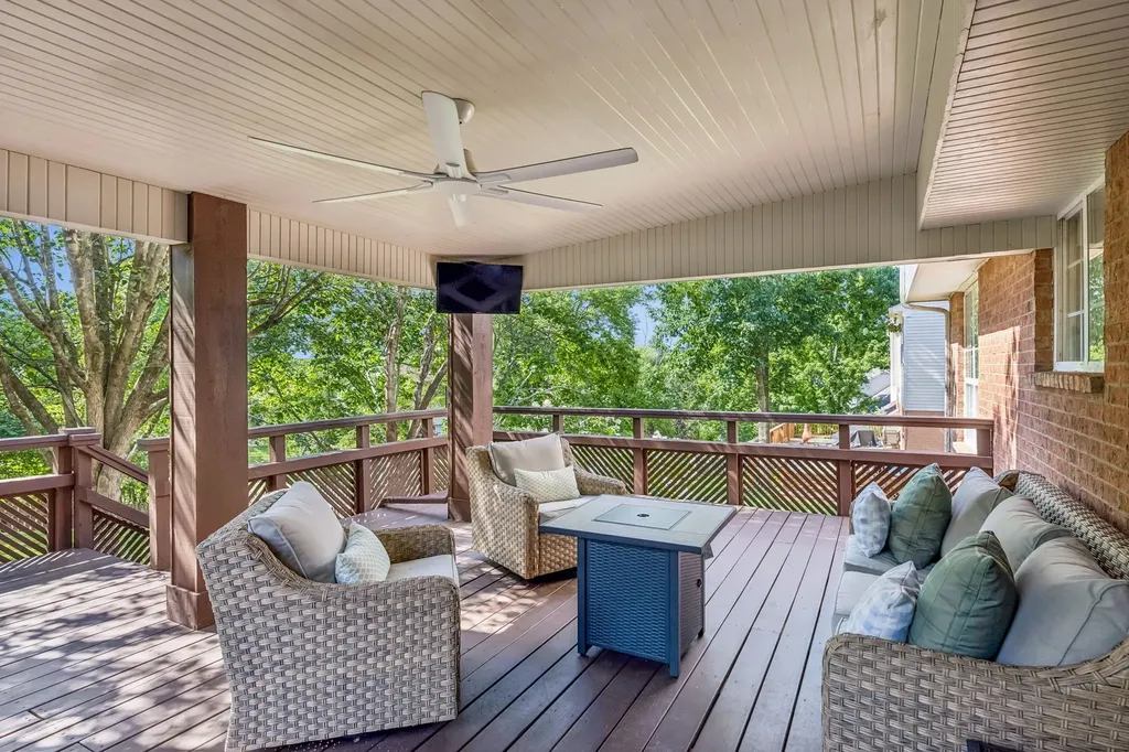 6932 Harpeth Glen Trace Nashville TN 37221