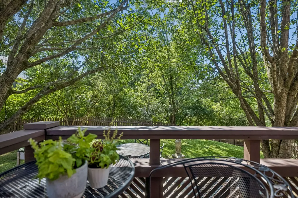 6932 Harpeth Glen Trace Nashville TN 37221
