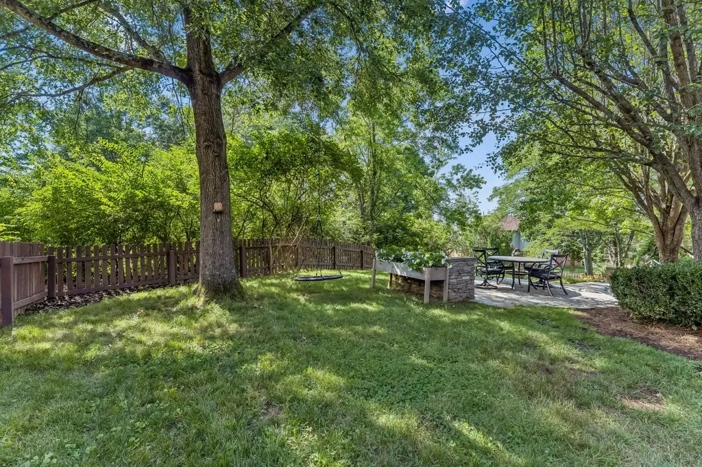 6932 Harpeth Glen Trace Nashville TN 37221