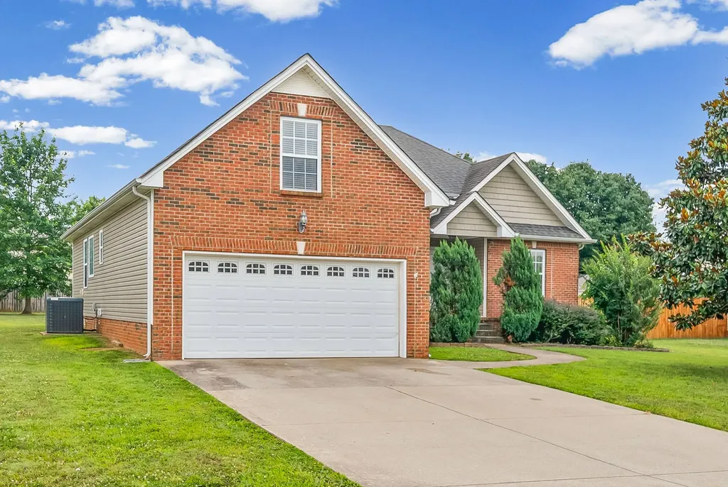 3932 Gaine Drive Clarksville TN 37040