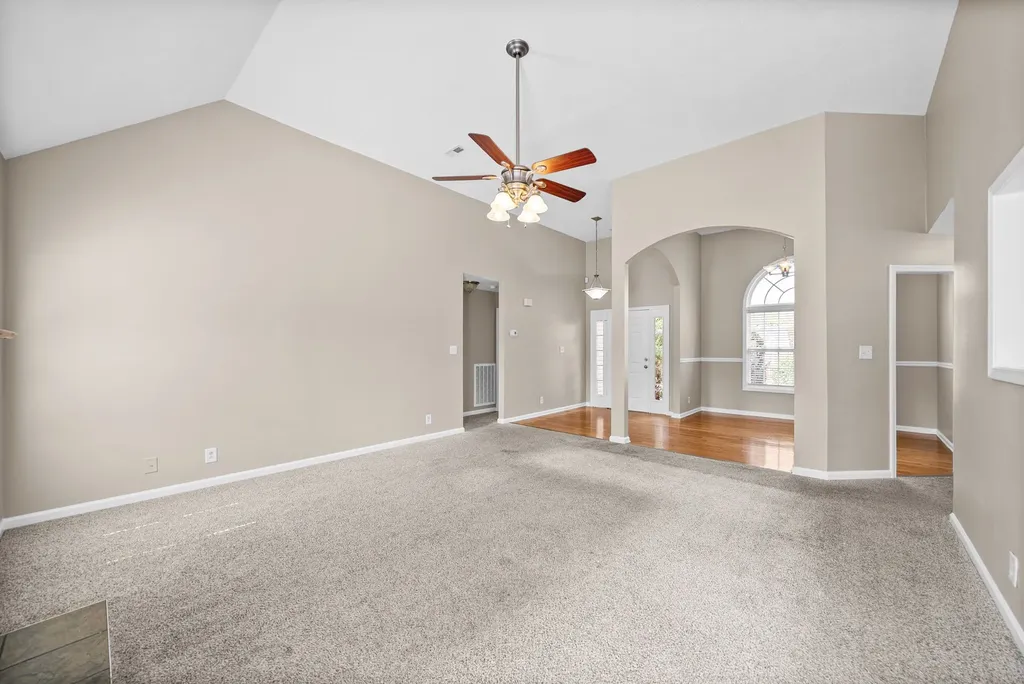 3932 Gaine Drive Clarksville TN 37040