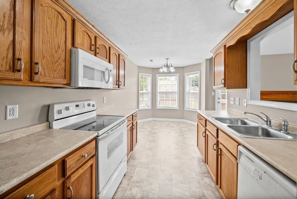3932 Gaine Drive Clarksville TN 37040