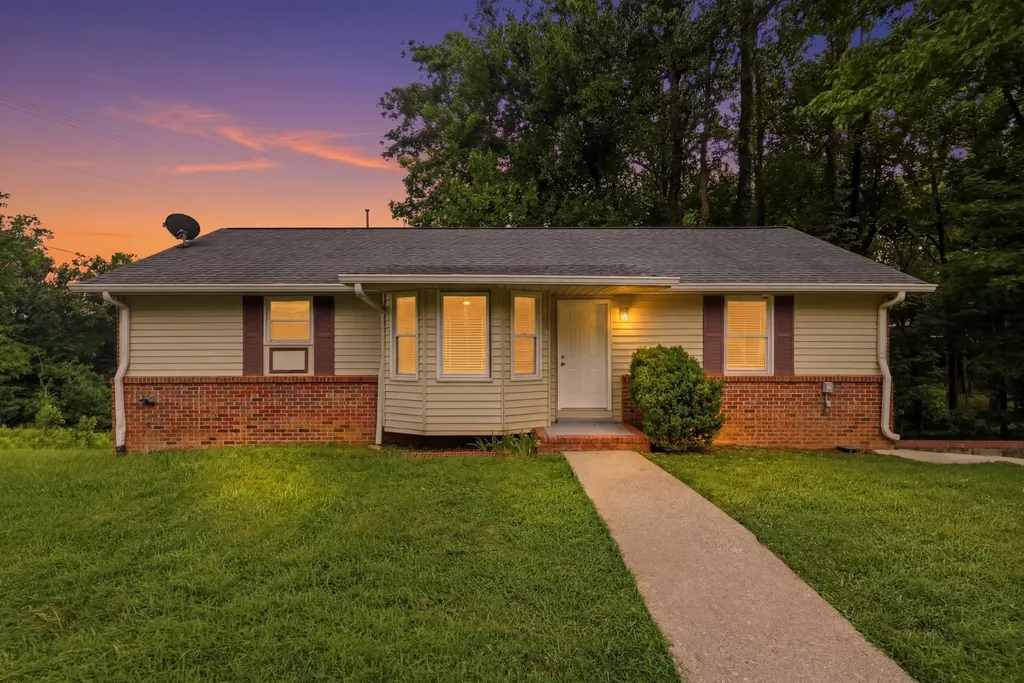 1018 Tulip Drive White House TN 37188