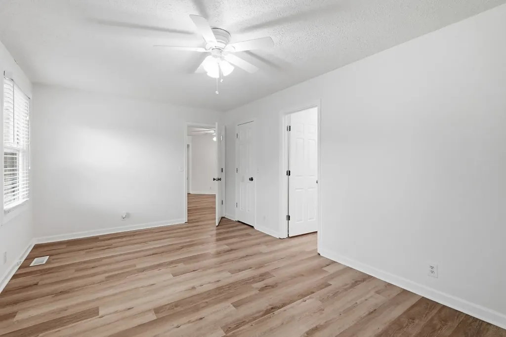 1018 Tulip Drive White House TN 37188