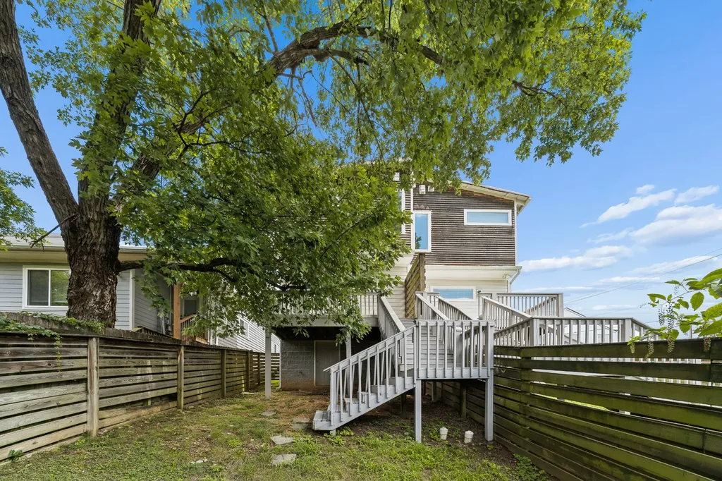 2403 Branch Street Nashville TN 37216