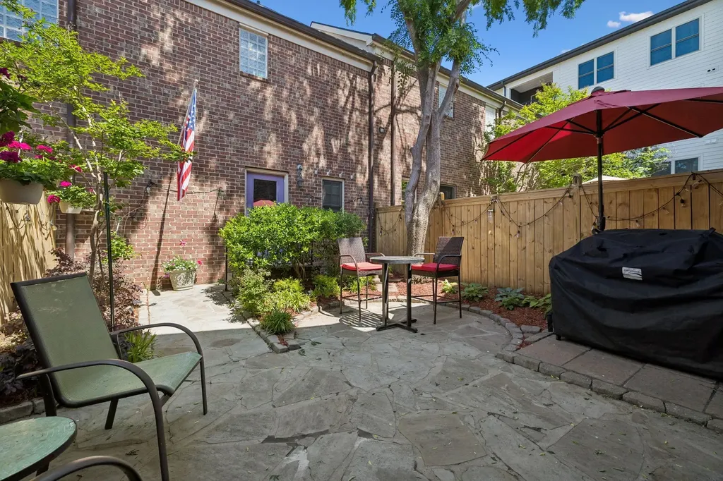 718 4th Ave, N Nashville TN 37219