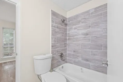 3887 Houghton Cove Memphis TN 38128