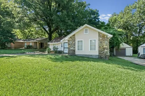 3887 Houghton Cove Memphis TN 38128