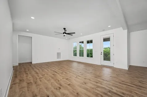 28 Houston Hills Drive Woodbury TN 37190