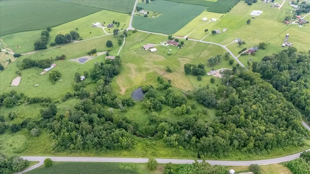158 Big Springs Road Lawrenceburg TN 38464