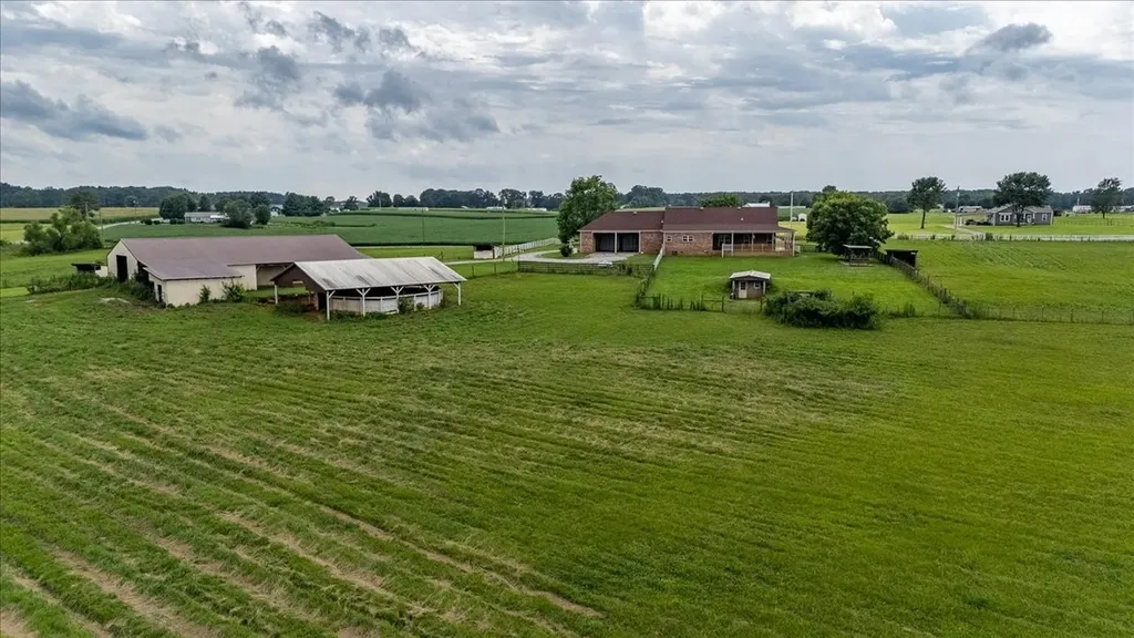 158 Big Springs Road Lawrenceburg TN 38464