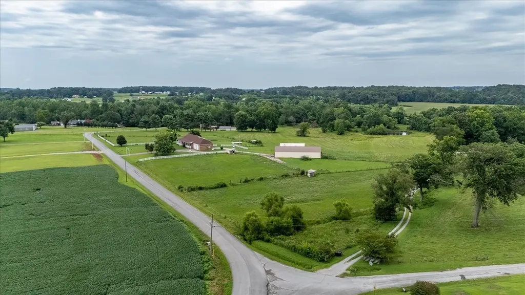 158 Big Springs Road Lawrenceburg TN 38464
