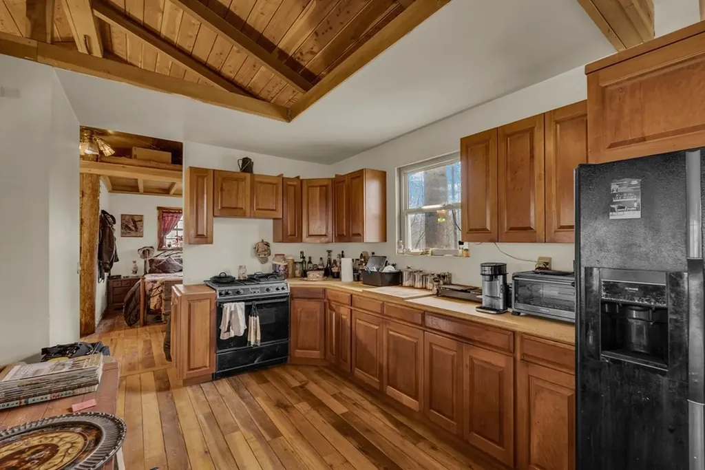 6219 Jones Harris Road Silver Point TN 38582