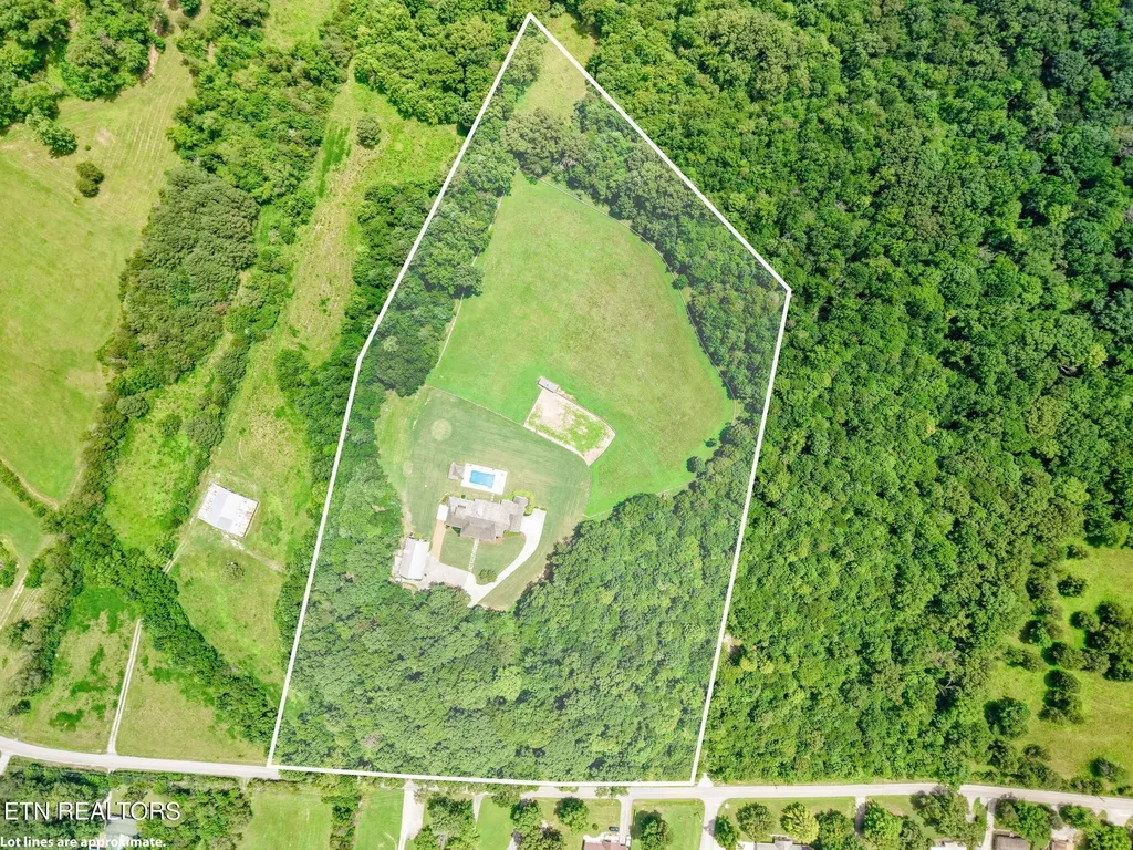 2000 Lawnville Road Kingston TN 37763