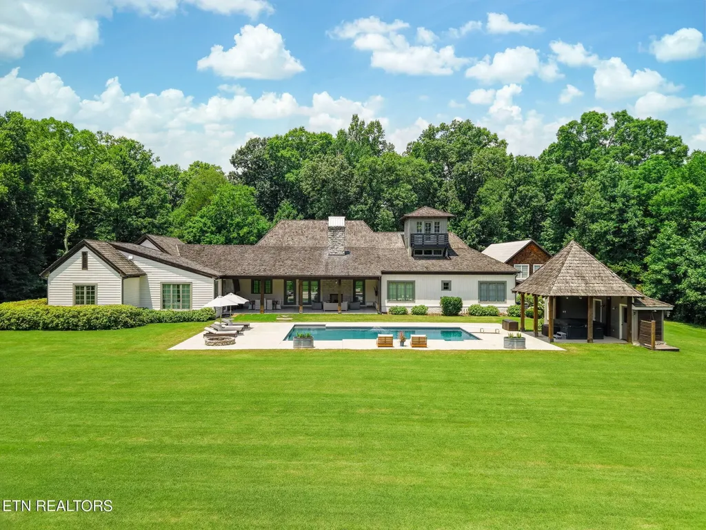 2000 Lawnville Road Kingston TN 37763
