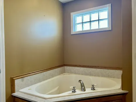 1513 Charlie Butts Road Franklin KY 42134