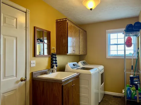 1513 Charlie Butts Road Franklin KY 42134