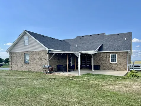 1513 Charlie Butts Road Franklin KY 42134