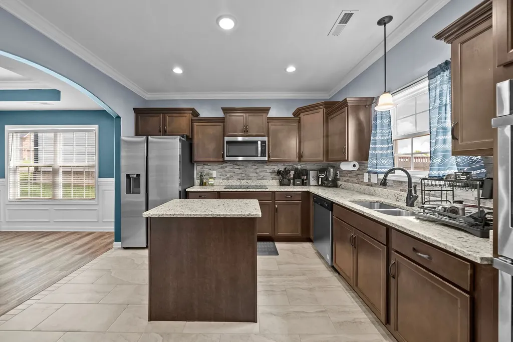 1532 Kestrel Drive Clarksville TN 37040