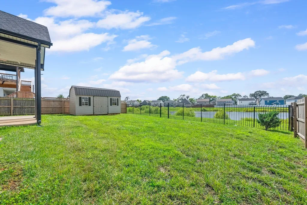 1532 Kestrel Drive Clarksville TN 37040
