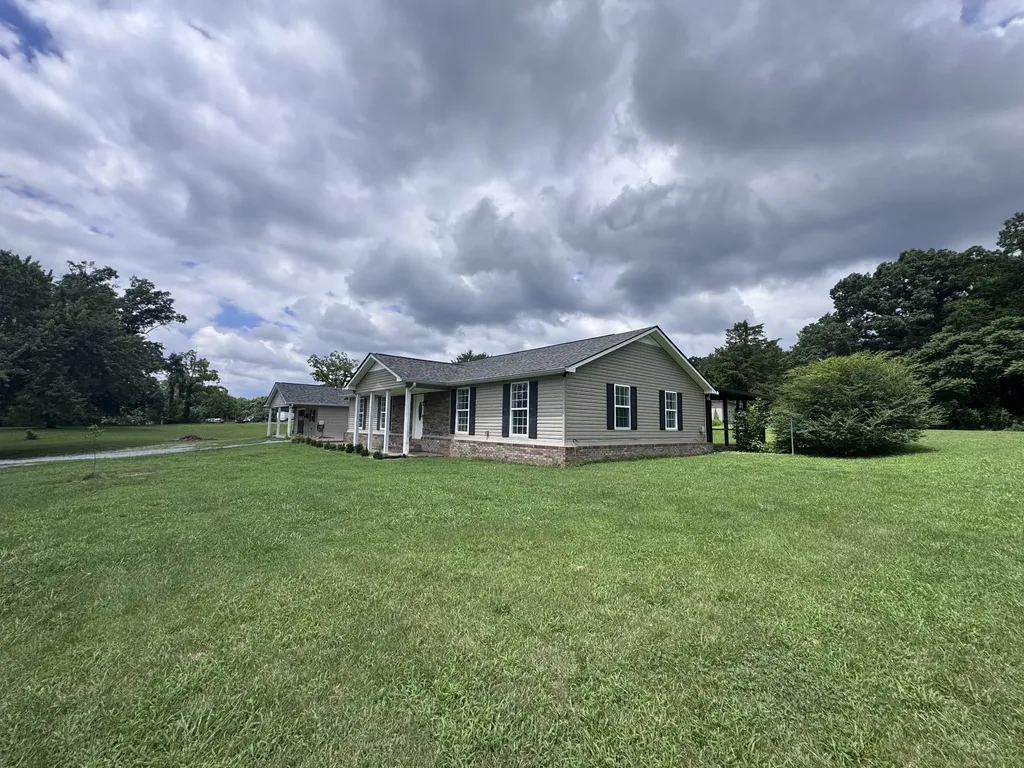 1161 Barkley Hills Road Clarksville TN 37040
