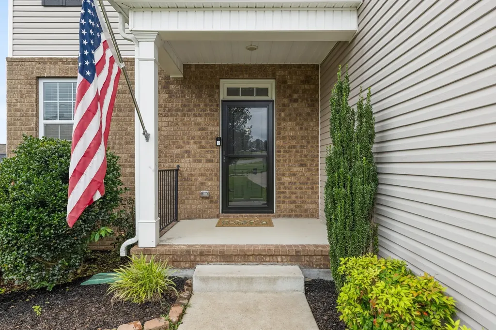 905 Aberdeen Court Columbia TN 38401