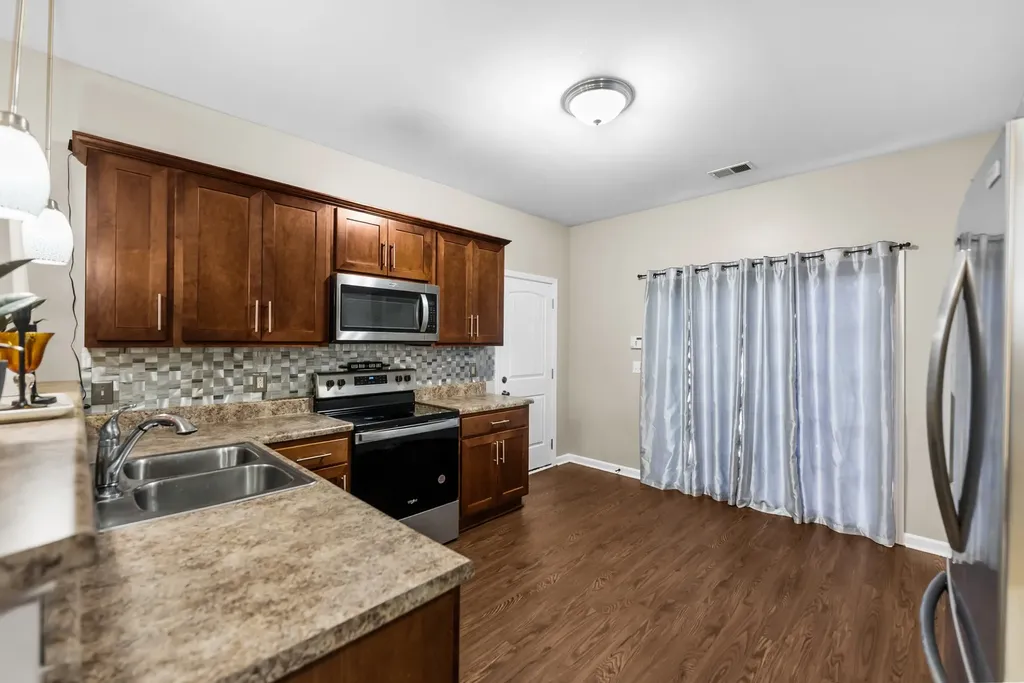 4944 Secretariat Drive Antioch TN 37013