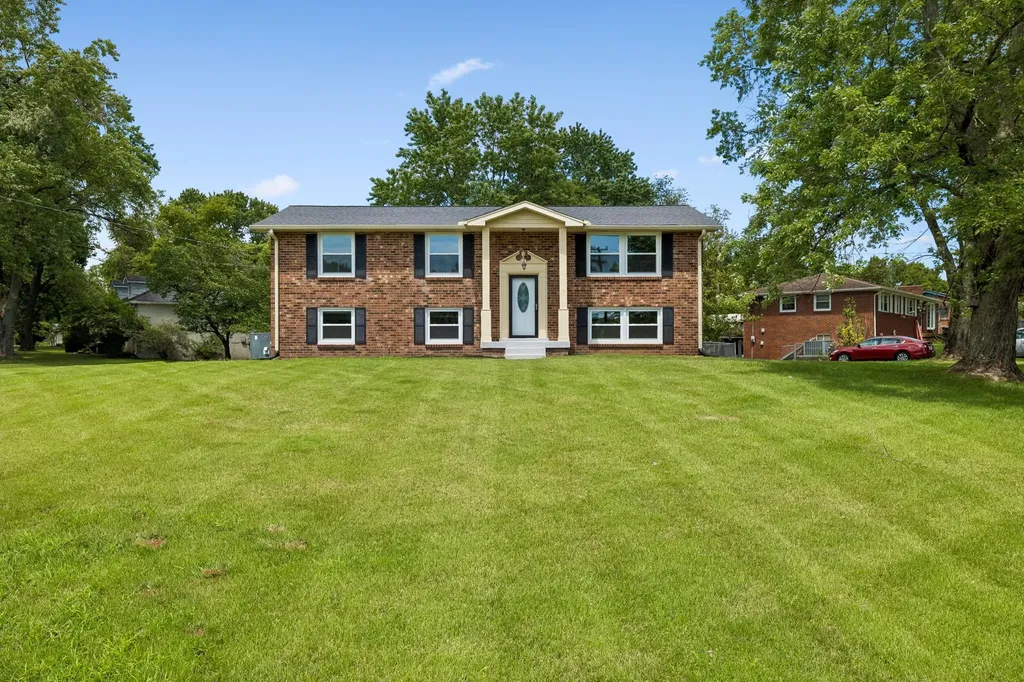 306 Grandview Drive Old Hickory TN 37138