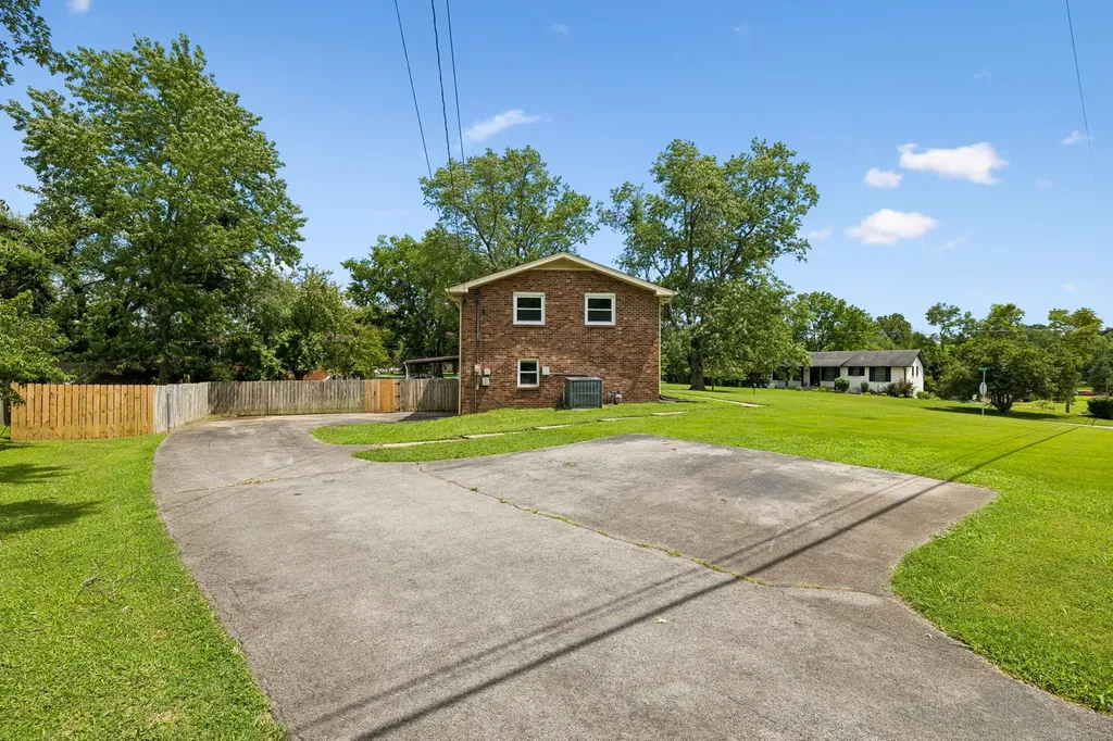 306 Grandview Drive Old Hickory TN 37138