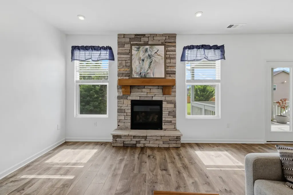 3615 Rose Gold Court Murfreesboro TN 37128