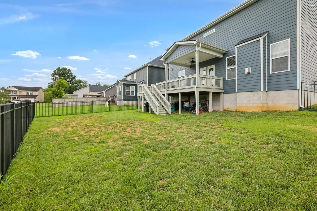 3615 Rose Gold Court Murfreesboro TN 37128