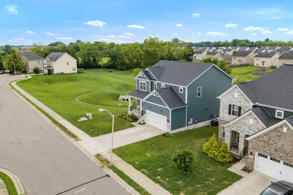3615 Rose Gold Court Murfreesboro TN 37128