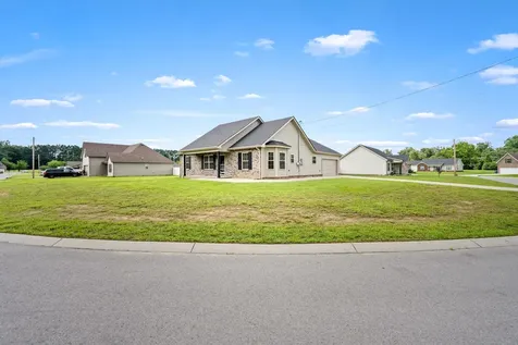 168 Grace Court Manchester TN 37355
