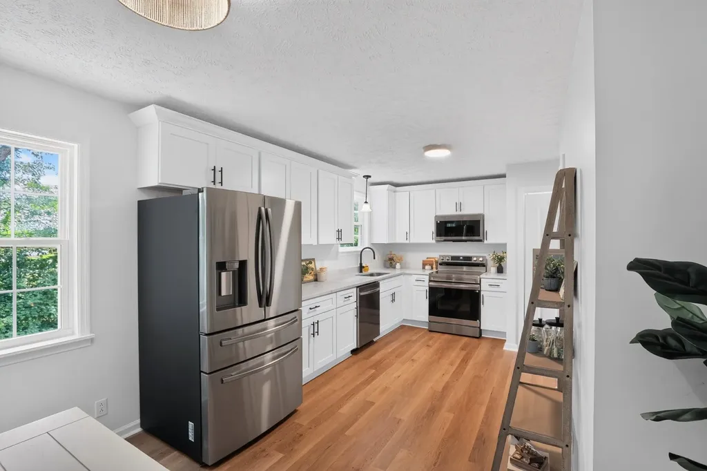 821 Oak Leaf Drive Old Hickory TN 37138