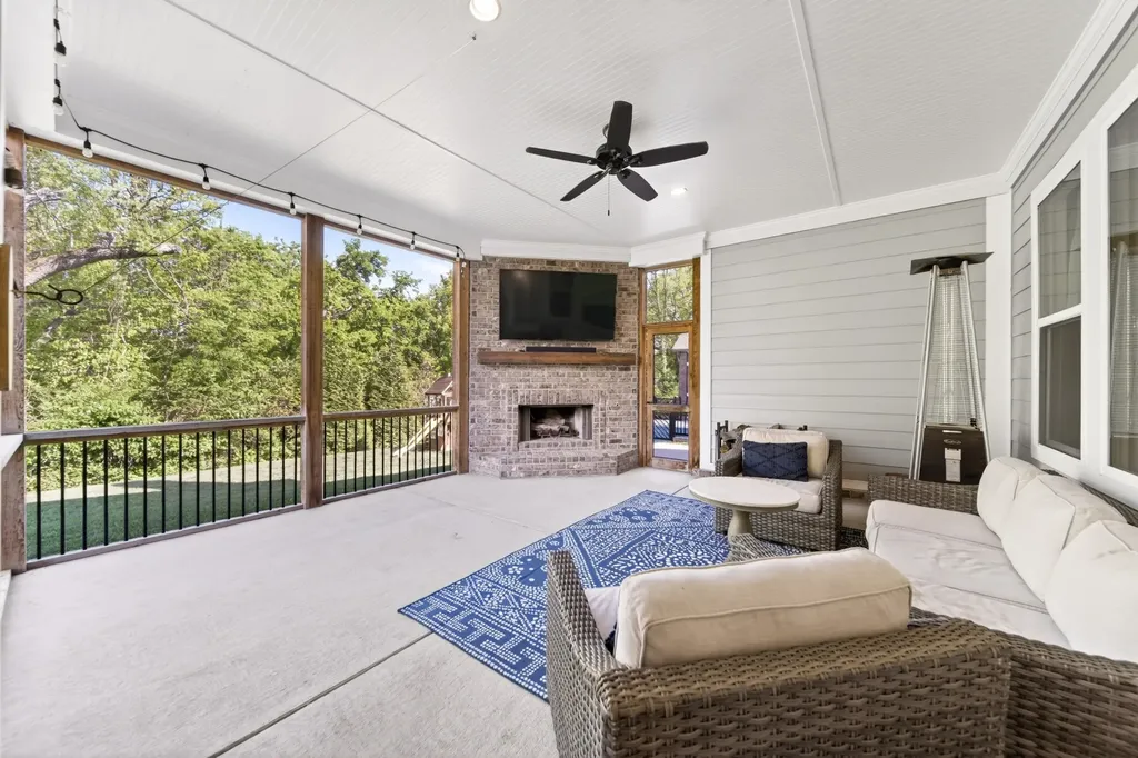 140 Ashington Circle Hendersonville TN 37075
